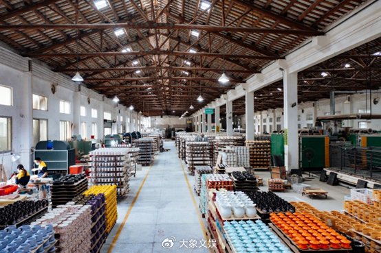 跨境电商助推外贸增长，全托管模式助力日用陶瓷制品走向全球